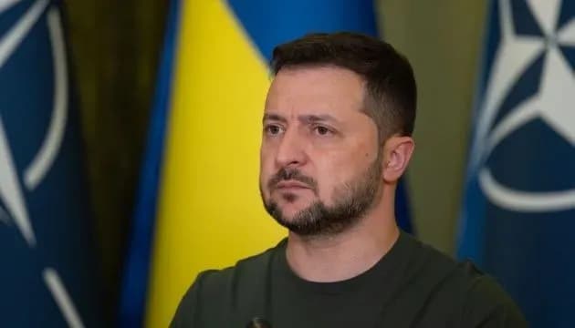 zelenskyi-vyslovyv-spivchuttia-rodynam-zahyblykh-pid-chas-rosiiskoho-obstrilu-khersona
