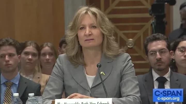 voroh-zaluchaie-mototsykletni-bandy-do-deportatsii-ukrainskykh-ditei-posol-ssha