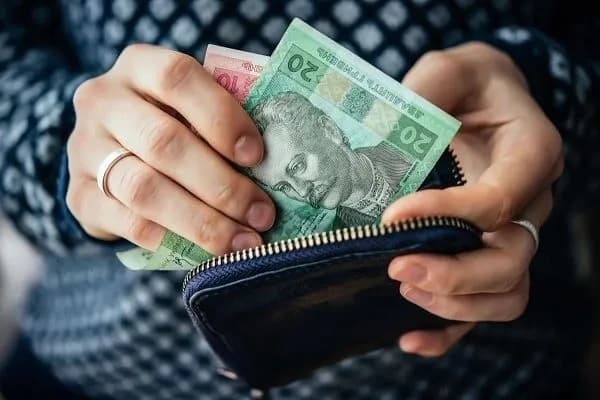 the-verkhovna-rada-says-that-without-us-aid-problems-with-social-payments-may-arise-in-january