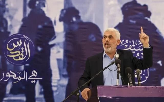 hlava-khamas-vtik-iz-sektoru-hazy-skhovavshys-u-humanitarnomu-vantazhi-dzherelo