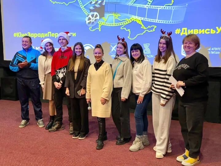 kino-radi-pobedi-kinomobil-posetil-vinnitskuyu-oblast