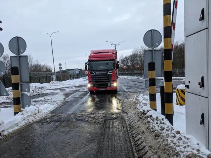 ukraine-restores-stable-truck-traffic-at-yahodyn-dorohusk-checkpoint-kubrakov
