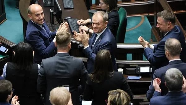 polshcha-uriad-tuska-otrymav-votum-doviry