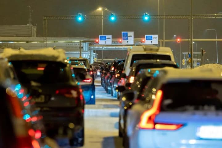 finlyandiya-vnov-otkrila-dva-punkta-propuska-na-granitse-s-rossiei