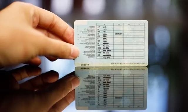 already-about-1800-ukrainians-abroad-have-ordered-international-delivery-of-drivers-licenses