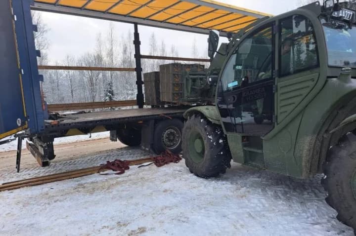 lithuania-donates-several-million-rounds-of-ammunition-grenades-and-folding-beds-to-ukraine
