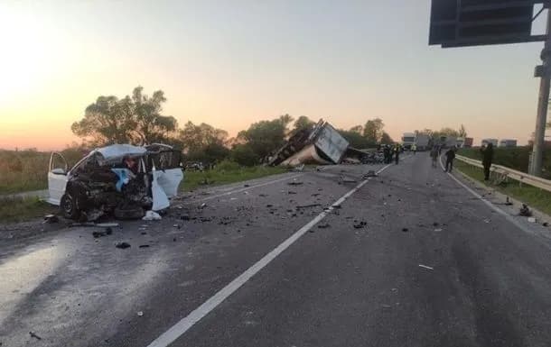 fatal-accident-in-lviv-region-employees-of-the-state-transport-service-were-killed