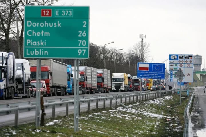 polish-carriers-are-planning-to-block-the-yahodyn-dorohusk-checkpoint-again-on-december-14