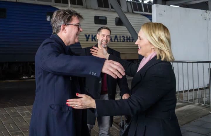 pomichnyk-derzhsekretaria-ssha-prybuv-do-kyieva