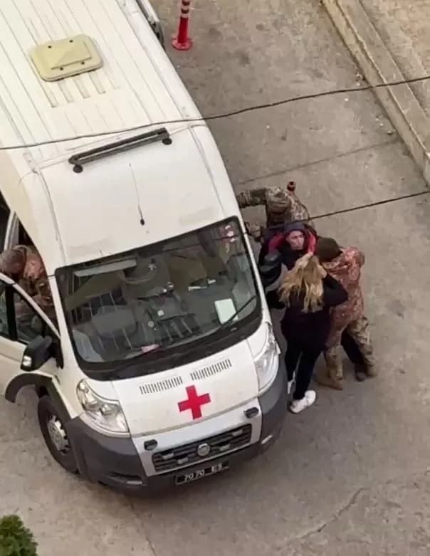 poprosyla-naliakaty-mobilizatsiieiu-cholovika-v-ok-pivden-poiasnyly-intsydent-zi-shvydkoiu-v-odesi