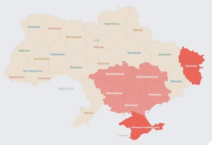 v-dnepre-soobshchili-o-slishimikh-zvukakh-vzrivov-na-fone-vozdushnoi-trevogi