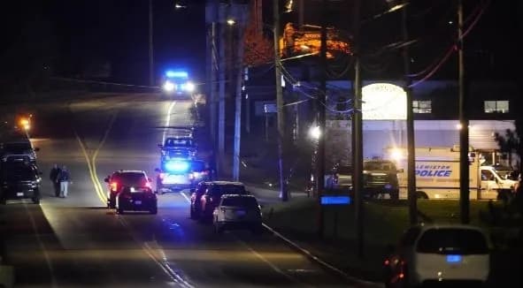 u-torhovomu-tsentri-u-florydi-stalasia-strilianyna