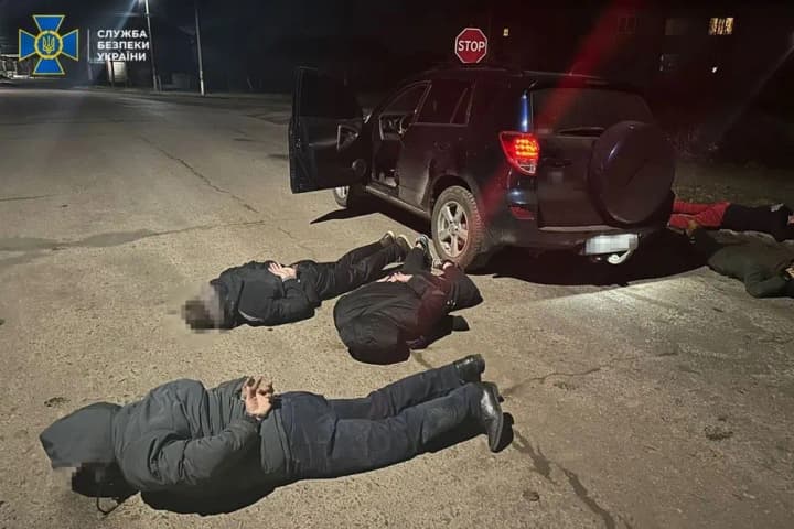 fake-certificates-and-pseudo-truck-drivers-sbu-dismantles-three-schemes-of-fugitives-travel-abroad