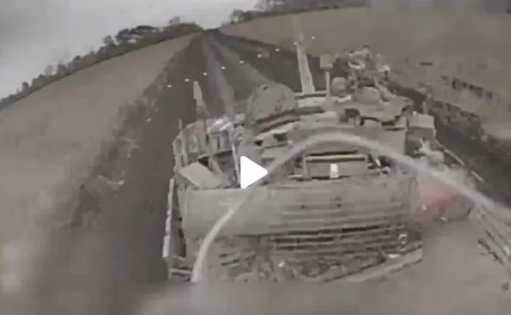 u-tsomu-rotsi-sbu-vzhe-znyshchyla-ponad-500-rosiiskykh-tankiv