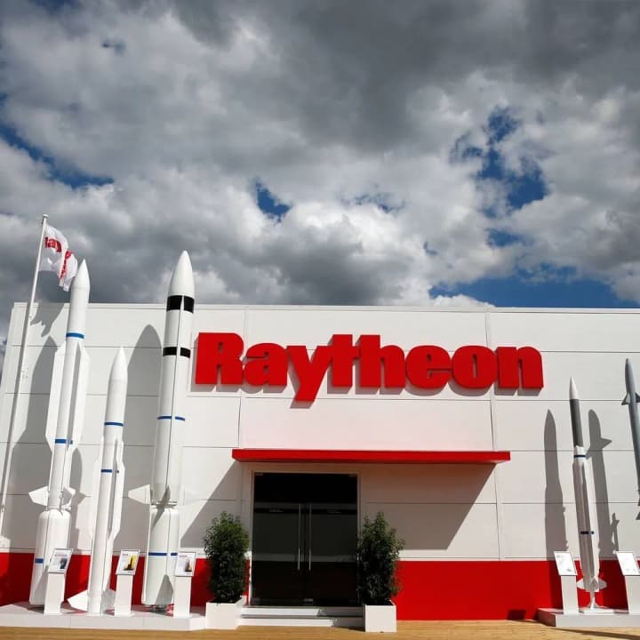 raytheon-creates-a-prototype-directed-energy-weapon-for-the-us-army