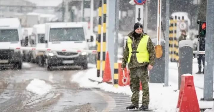 poland-is-close-to-ending-the-blockade-of-the-border-with-ukraine-prime-minister-tusk