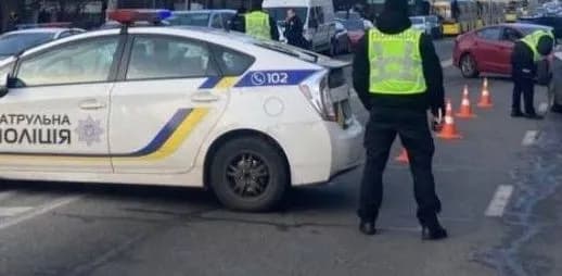 a-number-of-streets-blocked-in-kyiv-to-eliminate-the-consequences-of-the-missile-attack