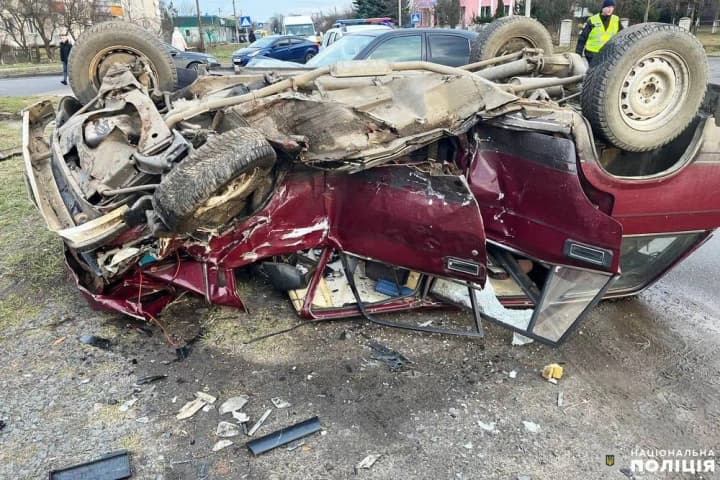 an-accident-in-rivne-region-three-people-were-injured-including-two-pedestrians