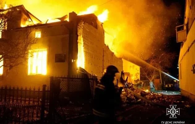 muzei-heneral-khorunzhoho-upa-romana-shukhevycha-povnistiu-zghoriv-sadovyi