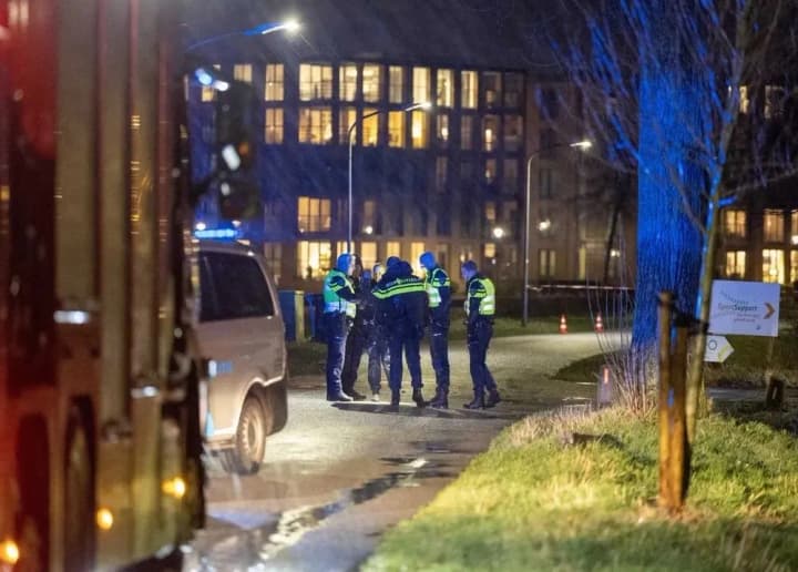 new-years-eve-a-person-died-in-an-incident-with-fireworks-in-the-netherlands
