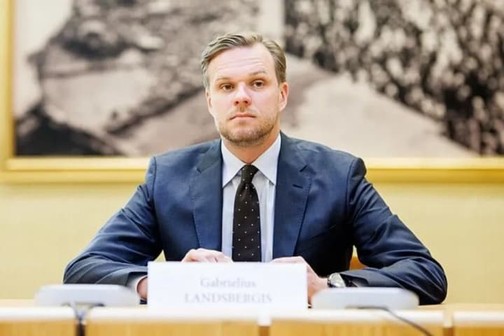 the-west-can-wait-for-the-pearl-harbor-effect-lithuanian-foreign-minister-on-the-war-in-ukraine