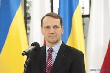 my-povynni-vidpovisty-na-ataku-rf-movoiu-yaku-rozumiie-putin-sikorskyi