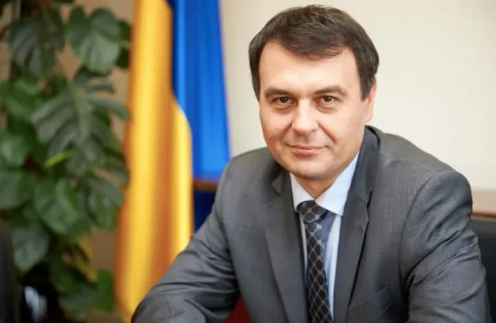 experts-opening-banking-secrecy-and-getting-into-the-pockets-of-ukrainians-is-hetmantsevs-personal-goal