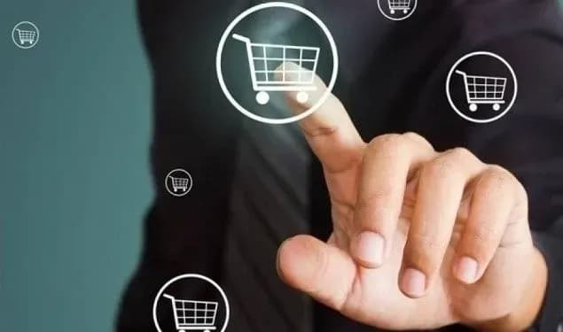 sholomy-choboty-ta-remeni-derzhavnyi-operator-tylu-oholosyv-torhy-na-rechove-maino-dlia-zsu