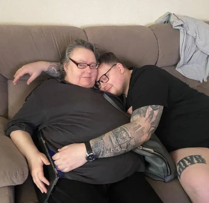 son-of-vinnytsia-ex-judge-becomes-famous-for-scandalous-videos-of-him-shooting-and-cursing-the-armed-forces-and-the-tcc-police-respond