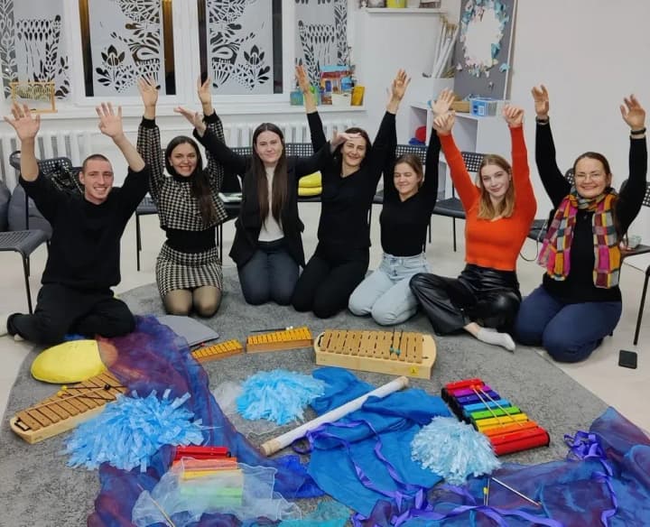 singing-workshops-for-young-people-and-a-traditional-dance-studio-in-volyn-the-winners-of-the-time-to-act-ukraine-contest-promote-traditional-ukrainian-culture