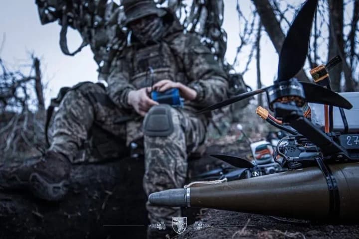 genshtab-bolee-polusotni-atak-otrazili-ukrainskie-zashchitniki-v-pyatnitsu