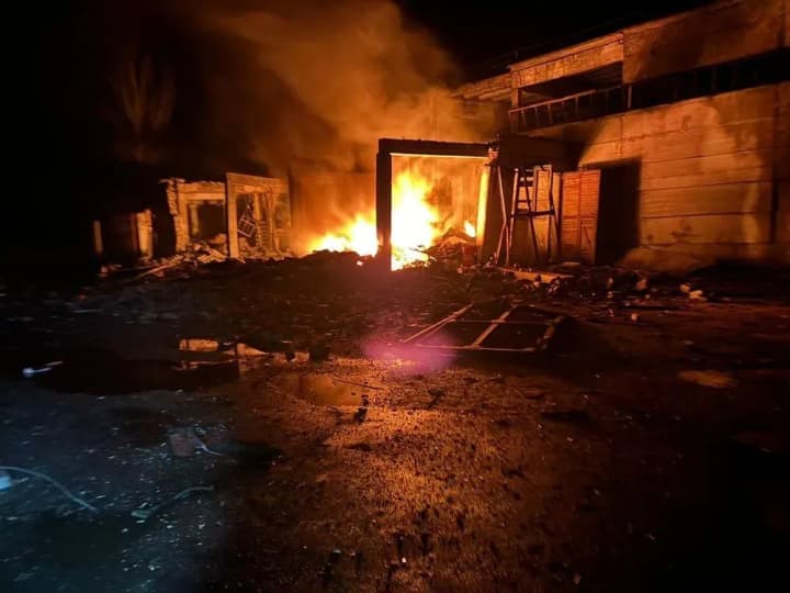 russian-occupants-attacked-pokrovsk-at-night-there-are-victims