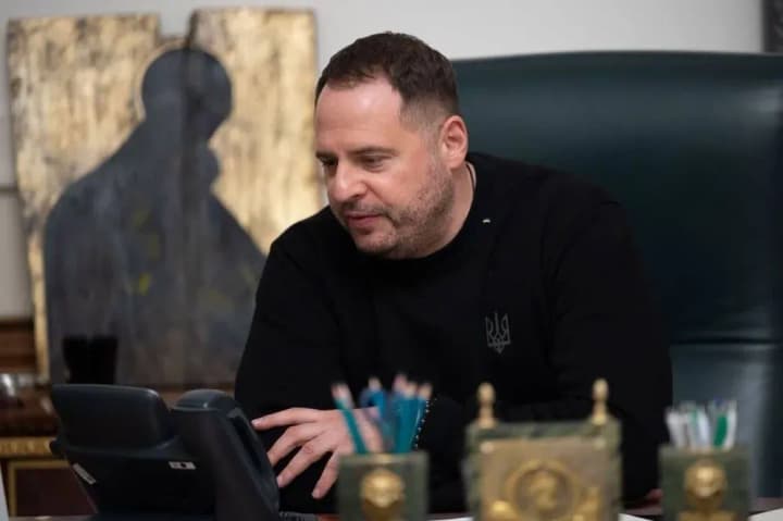 head-of-the-presidential-administration-had-a-phone-conversation-with-advisor-to-the-president-of-brazil