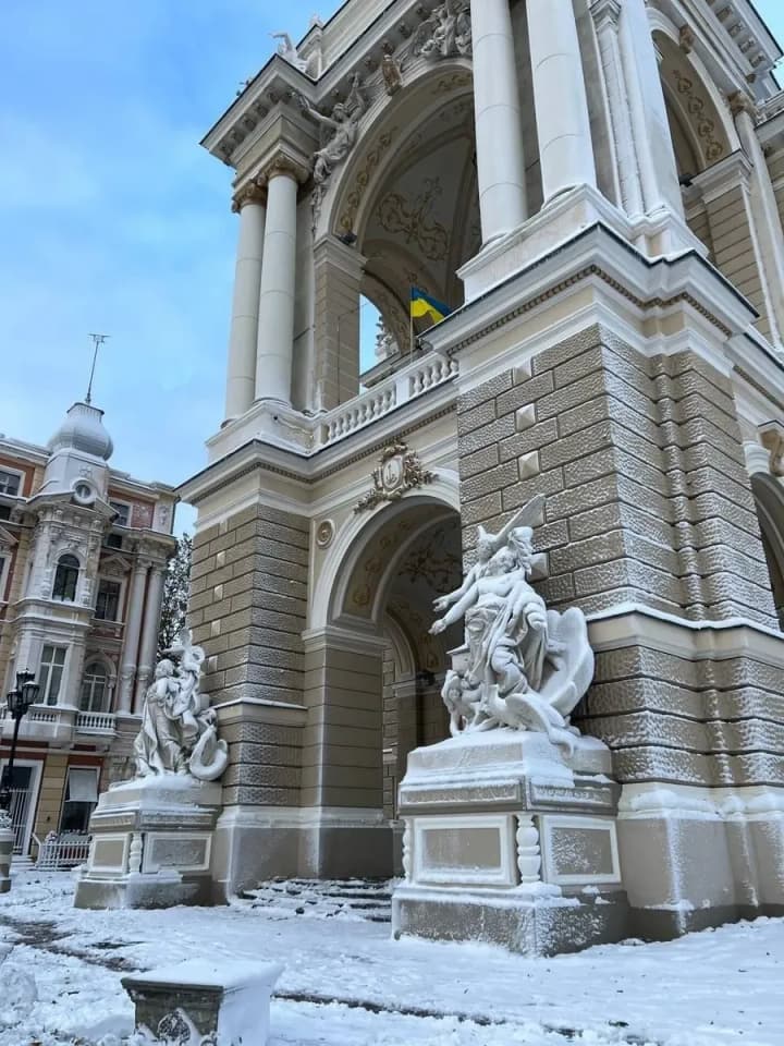 bad-weather-in-odesa-region-more-than-400-resilience-points-deployed-in-the-region