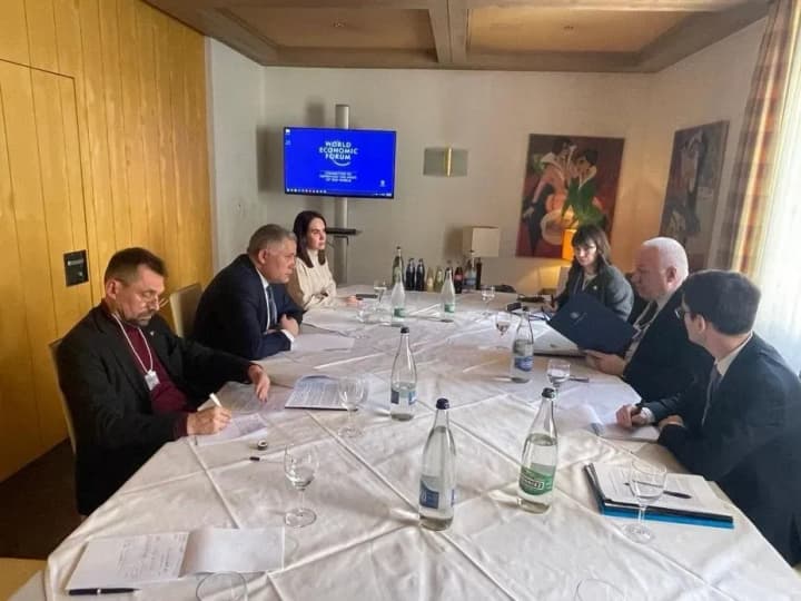 ukraine-starts-negotiations-on-security-guarantees-with-romania