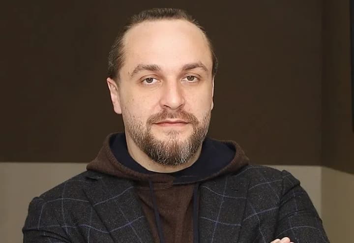 kharkiv-fan-kyrylo-kernes-silences-russias-crimes-in-his-hometown