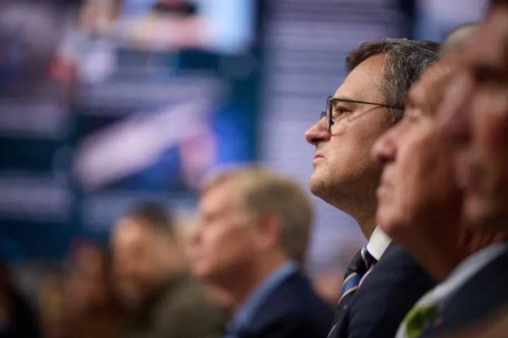 kuleba-prizval-ssha-sdelat-bolshe-chtobi-predotvratit-popadanie-v-rf-amerikanskikh-komponentov-dlya-oruzhiya