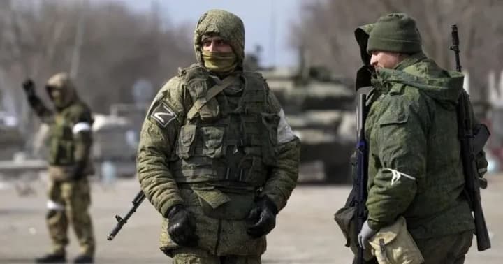 british-intelligence-russians-seek-to-encircle-avdiivka-at-any-cost