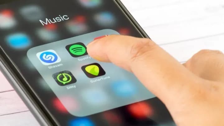 potokove-audio-yevroparlament-zaklykaie-do-spravedlyvoi-oplaty-muzykantiv