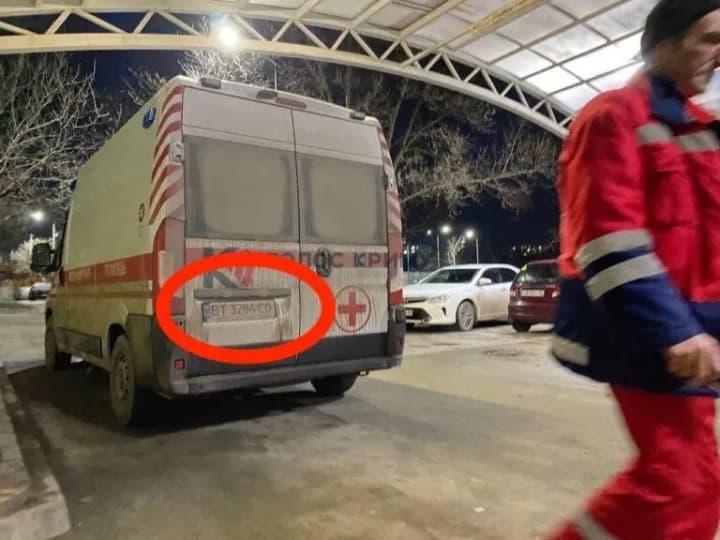 media-in-occupied-simferopol-doctors-come-to-ambulances-with-ukrainian-license-plates