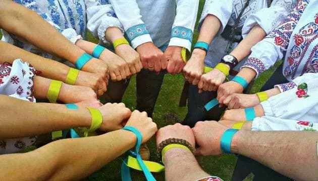 kiis-69percent-of-respondents-believe-that-ukrainians-are-on-the-path-to-a-cohesive-political-nation