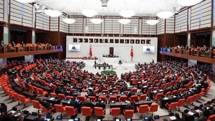 parlament-turechchyny-rozghliane-zaiavku-shvetsii-v-nato