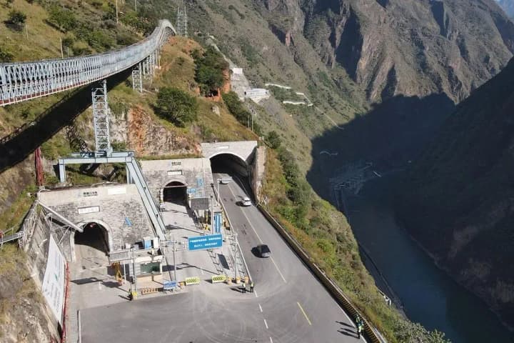 chinas-new-dark-matter-laboratory-has-become-the-largest-and-deepest