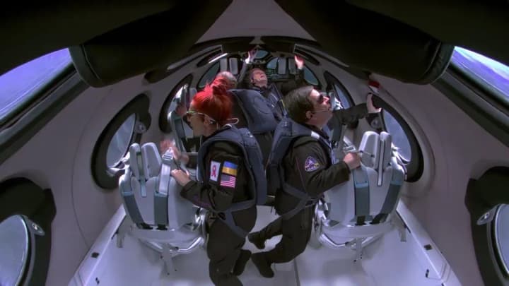 urozhenka-odessi-sovershila-suborbitalnii-polet-s-virgin-galactic
