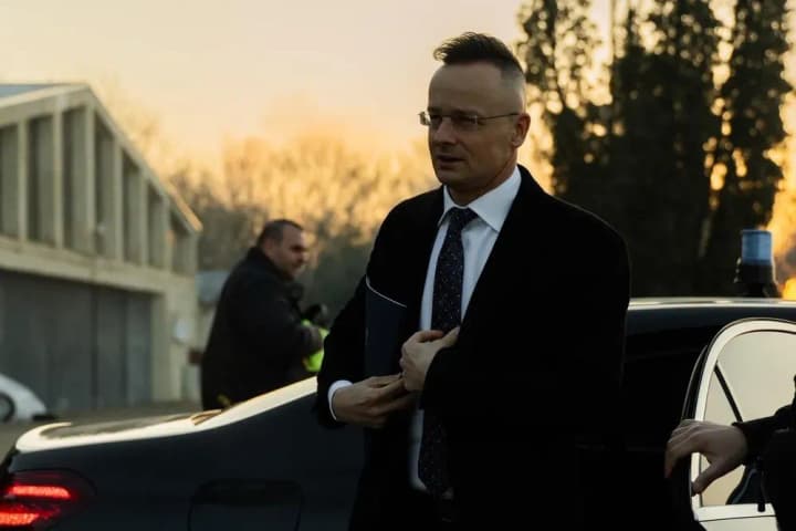 szijjarto-went-to-zakarpattia-he-wants-to-improve-cooperation-between-ukraine-and-hungary