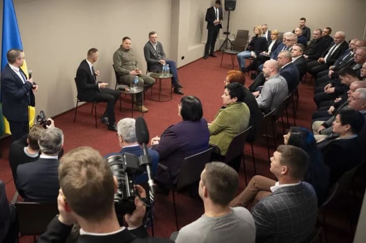 yermak-kuleba-and-szijjarto-met-with-leaders-of-the-hungarian-community-in-transcarpathia-to-strengthen-ukrainian-hungarian-relations