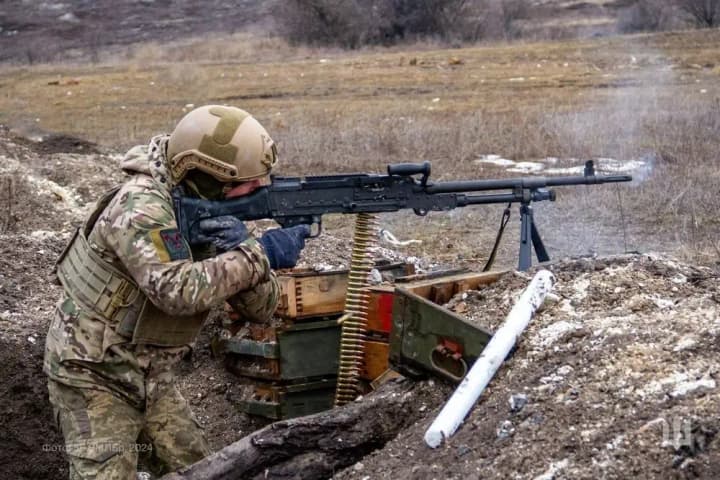 nearly-three-dozen-localities-suffered-air-strikes-over-the-last-day-situation-at-the-front