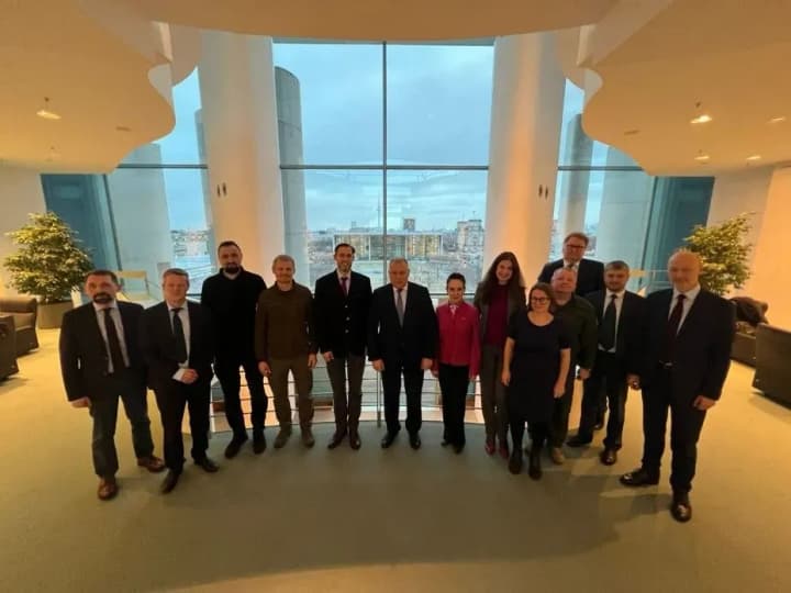 ukraina-ta-nimechchyna-provely-novyi-raund-perehovoriv-shchodo-dvostoronnikh-bezpekovykh-zoboviazan