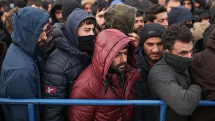 russia-recruits-syrians-to-fight-in-ukraine-in-exchange-for-citizenship-media