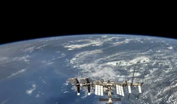 a-world-record-for-the-longest-time-spent-in-space-is-set-more-than-878-days